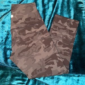 Lululemon Align 25” - Camo Green/Black